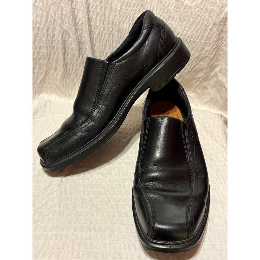 ECCO Men’s Size 44 US 10-10.5. Black Leather Loafers